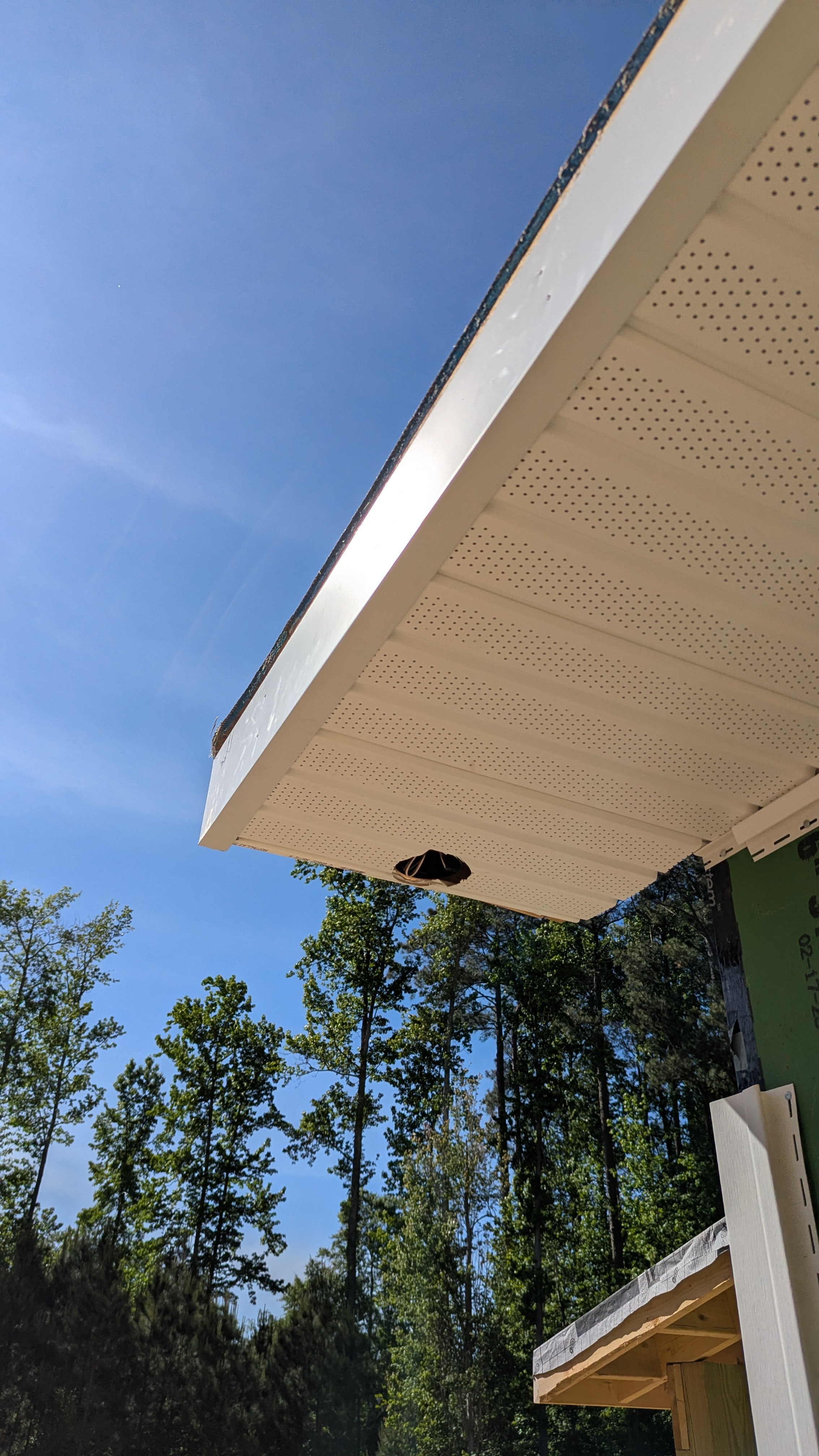 Soffit and fascia installed
